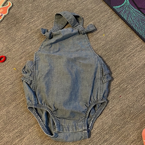 Set of 3 overall rompers size 12M - Picture 2 of 7